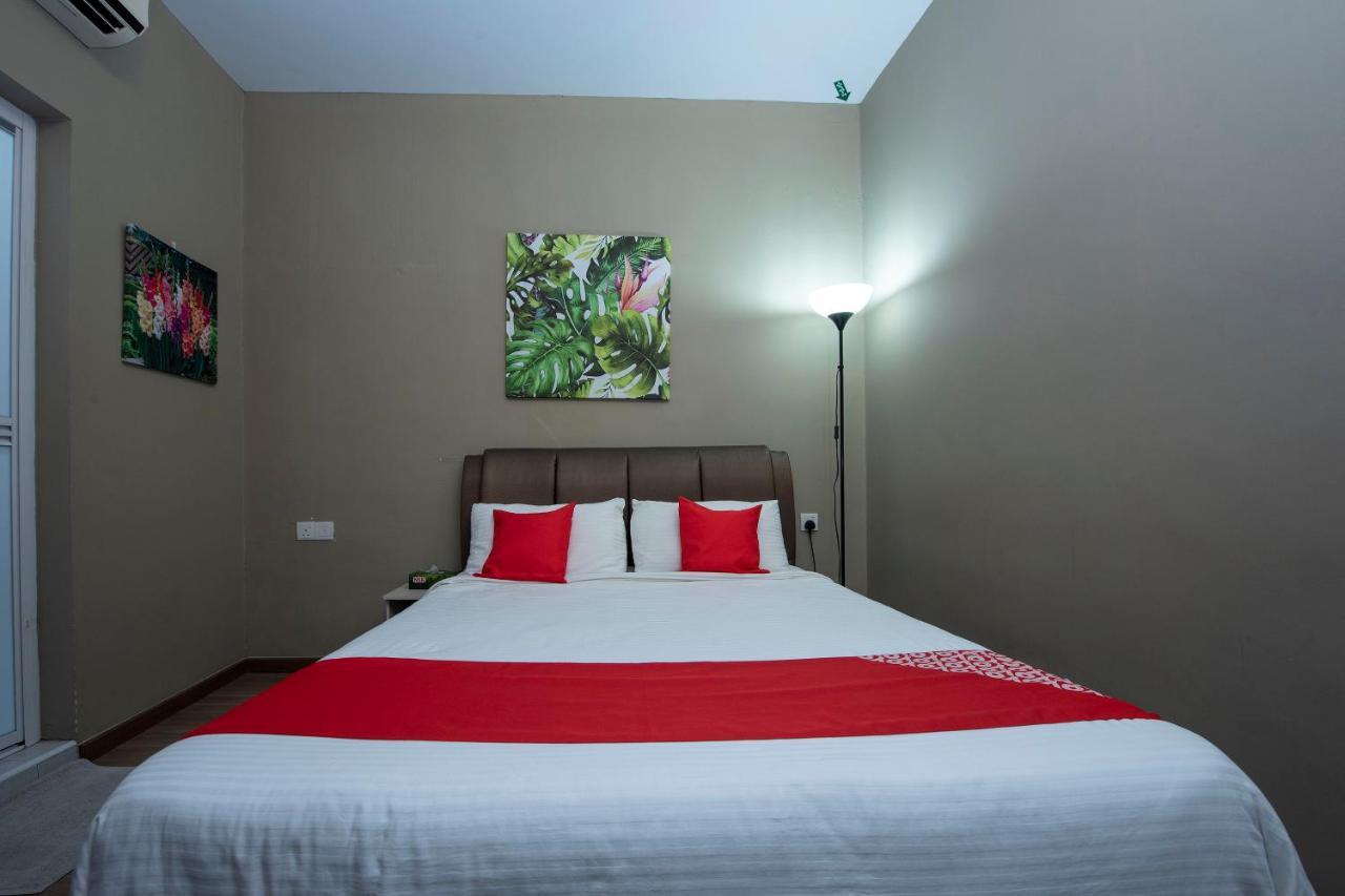 Oyo 90231 Hotel By The Park Plt Johor Bahru Exteriér fotografie