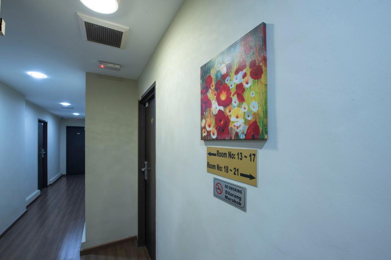 Oyo 90231 Hotel By The Park Plt Johor Bahru Exteriér fotografie