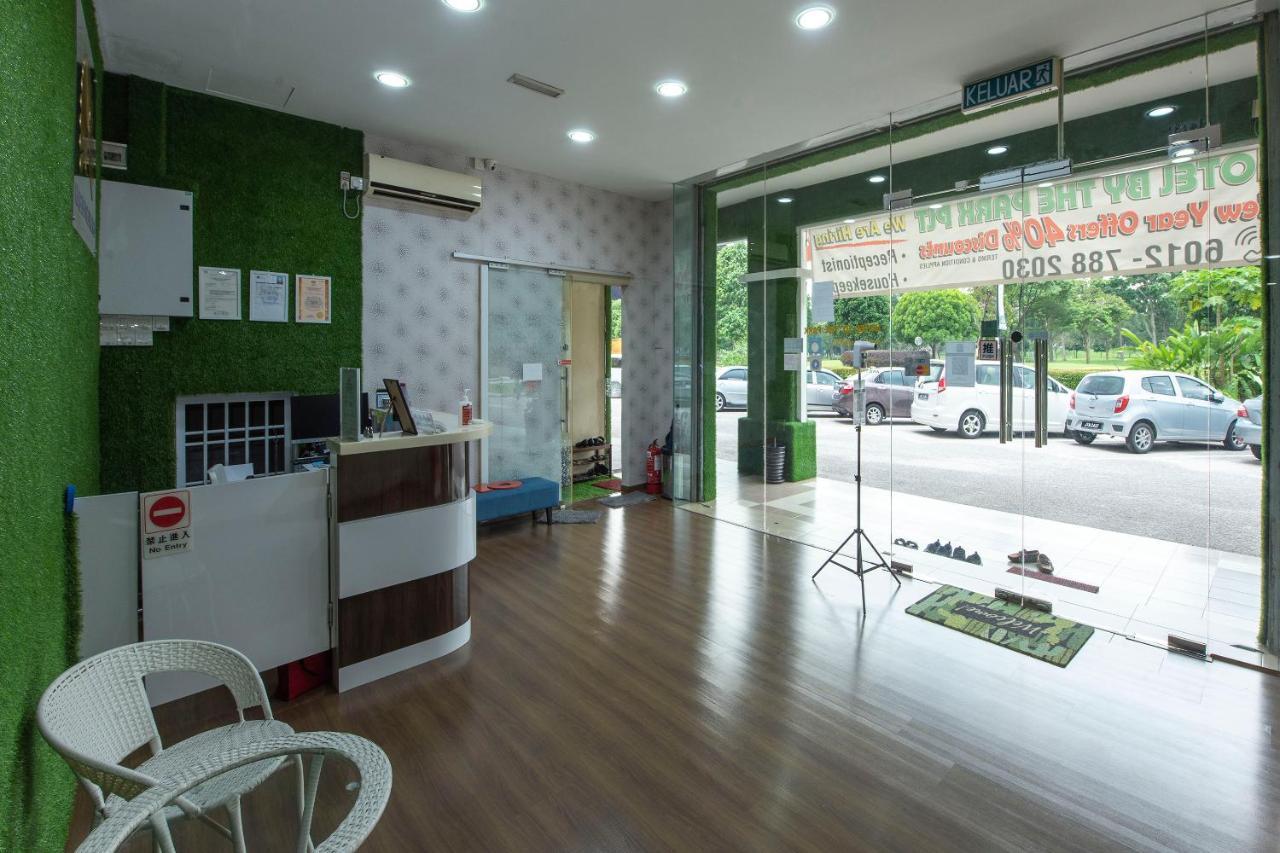 Oyo 90231 Hotel By The Park Plt Johor Bahru Exteriér fotografie