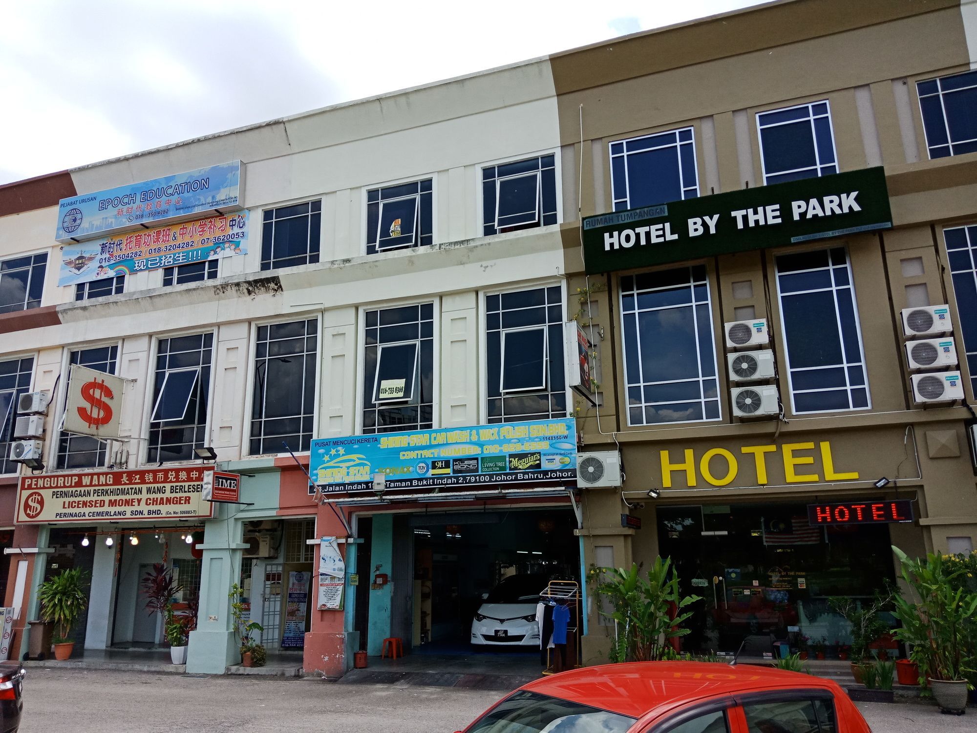 Oyo 90231 Hotel By The Park Plt Johor Bahru Exteriér fotografie